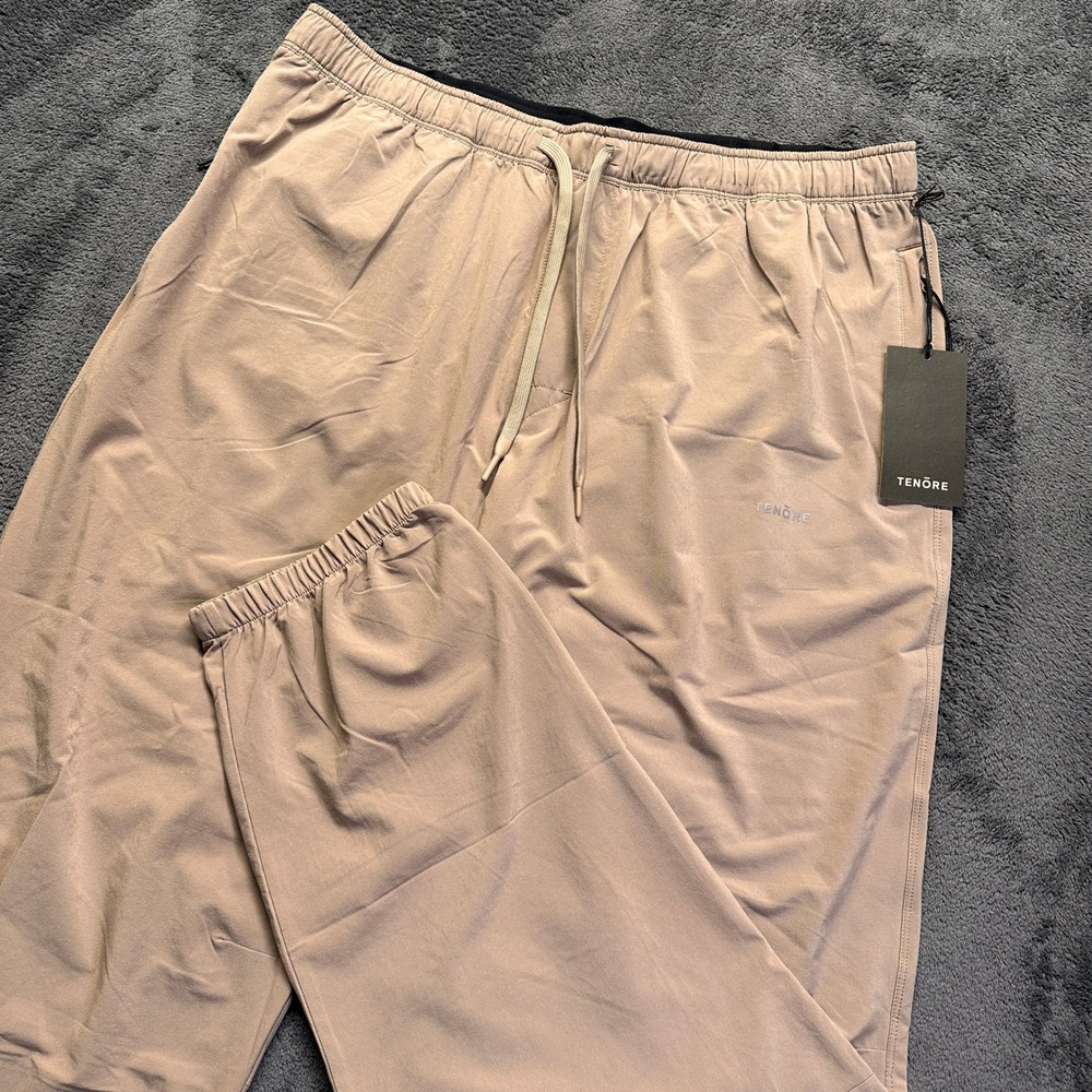 TENŌRE Flow Pant Mens Large Tan 4-Way Stretch Moisture Wicking Athletic Joggers